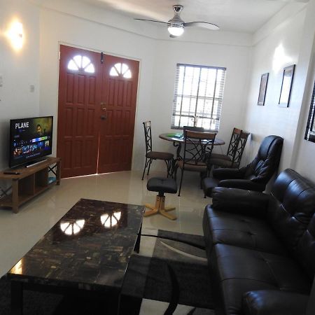 Belview Apartments Belmont 外观 照片